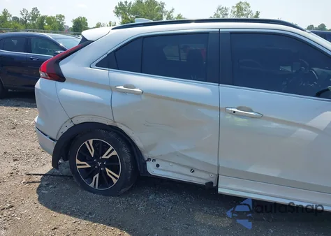 2023 Mitsubishi Eclipse Cross Se S-Awc/Sel S-Awc z USA, uszkodzony, nr VIN JA4ATWAA5PZ052942